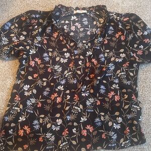 LOFT Black and White Floral Blouse